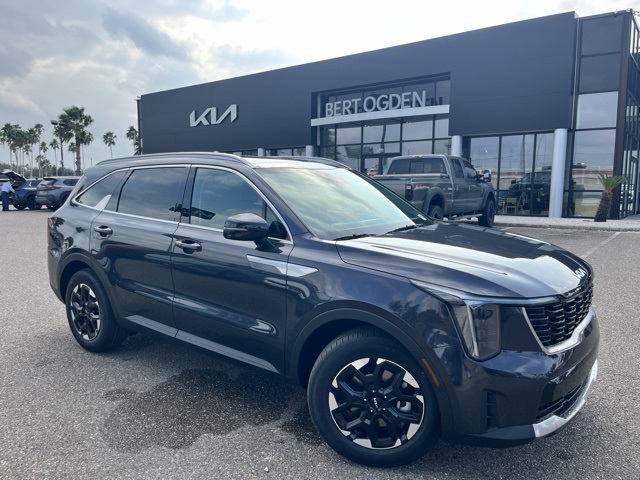 2026 Kia Sorento S's photo