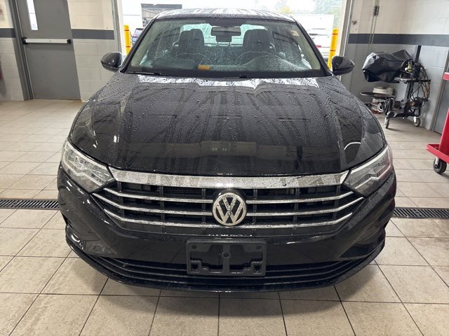2021 Volkswagen Jetta S photo 2