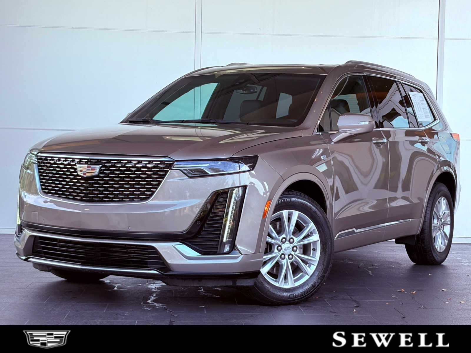 2023 Cadillac XT6 Luxury's photo