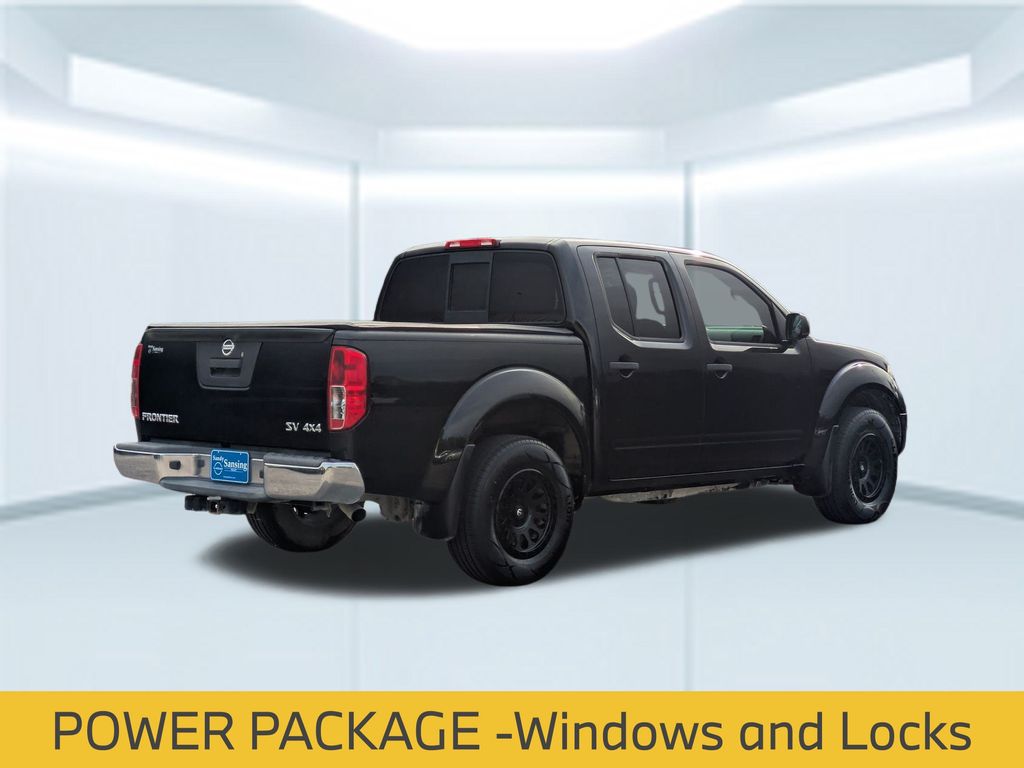 2019 Nissan Frontier SV photo 3