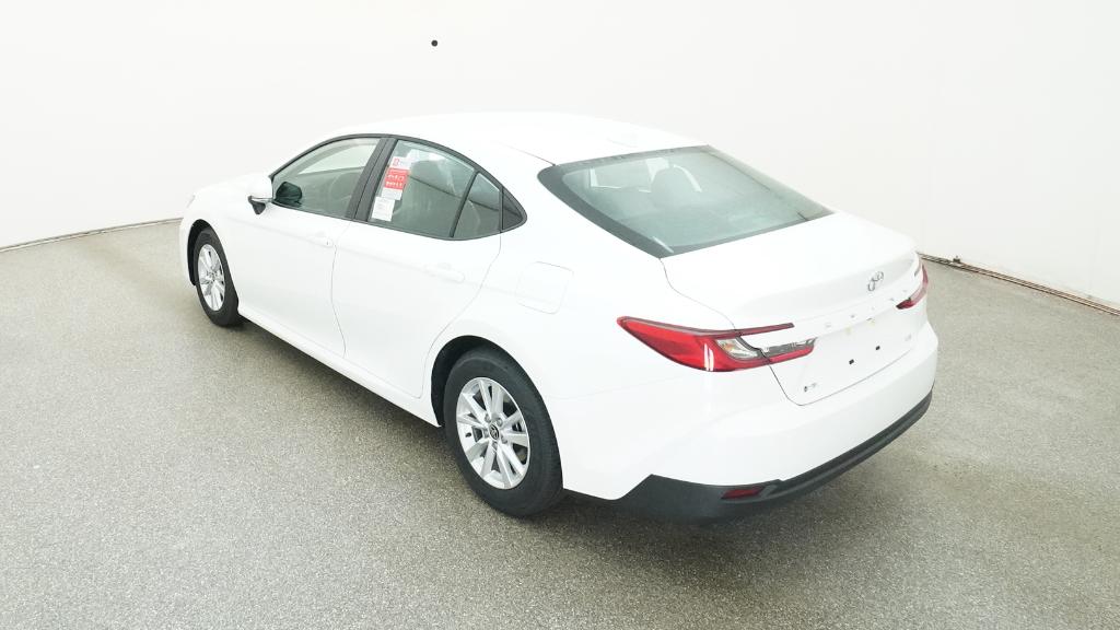 2025 Toyota Camry LE photo 14
