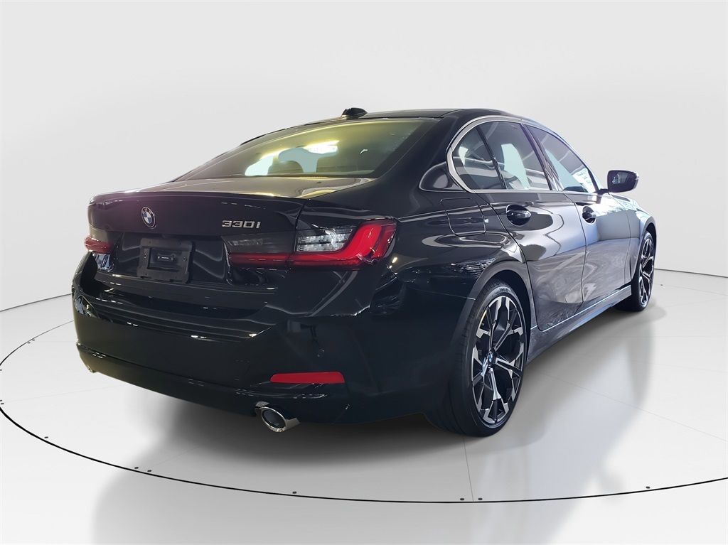 2026 Bmw 330i photo 3