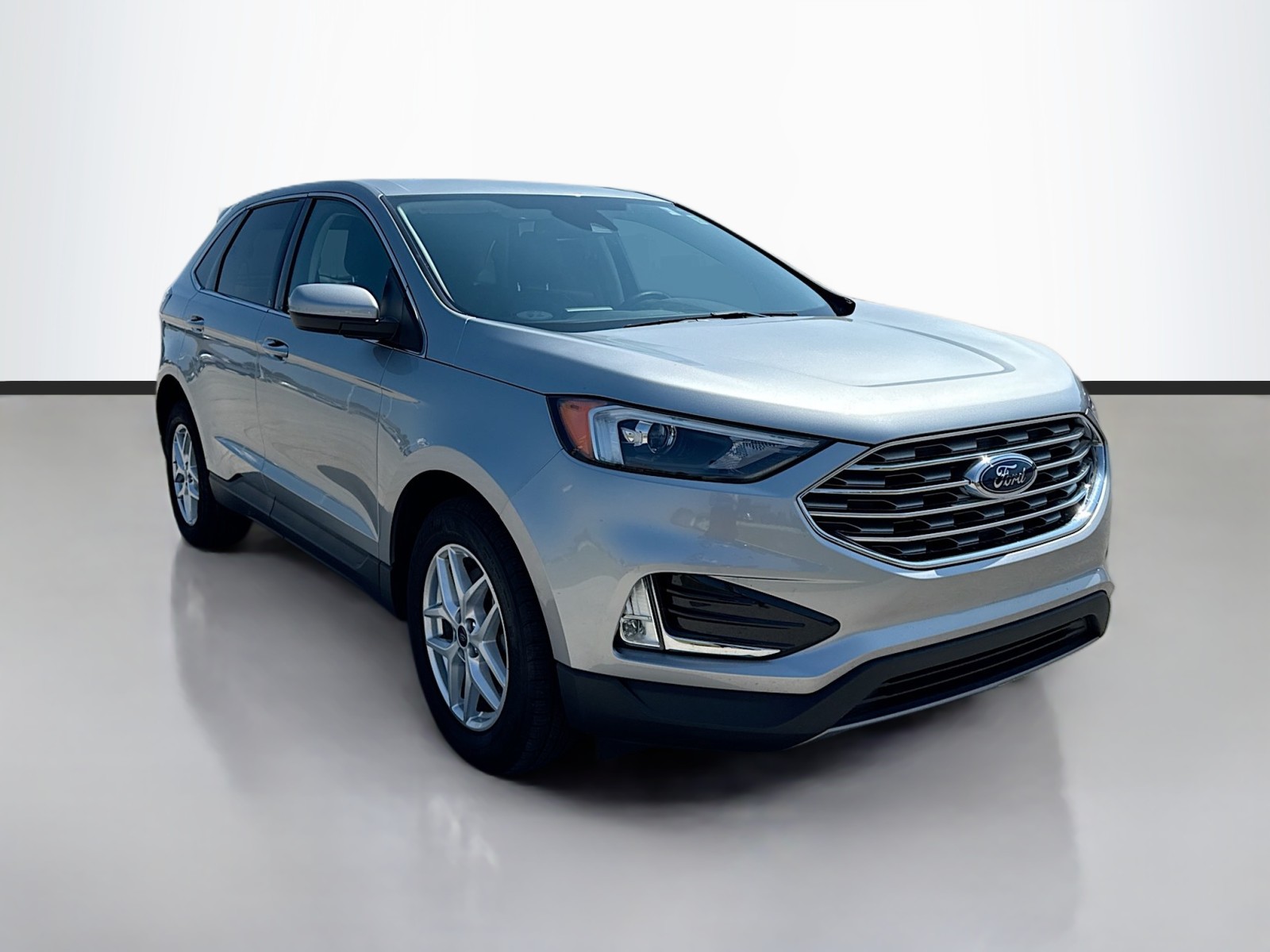 2022 Ford Edge SEL photo 3