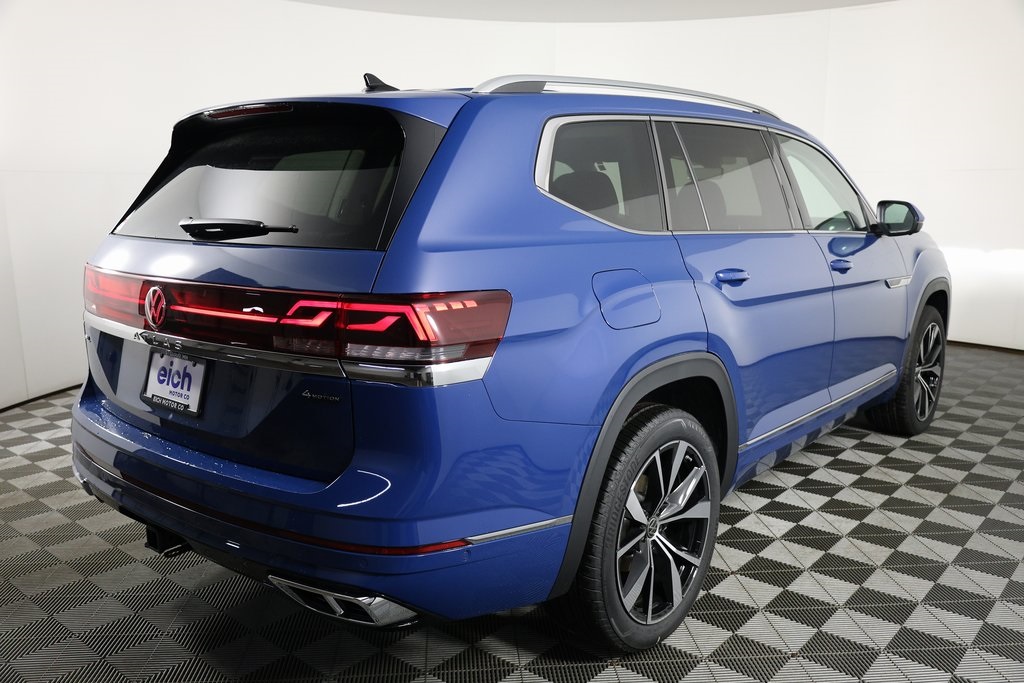 2025 Volkswagen Atlas SEL Premium R-Line photo 3