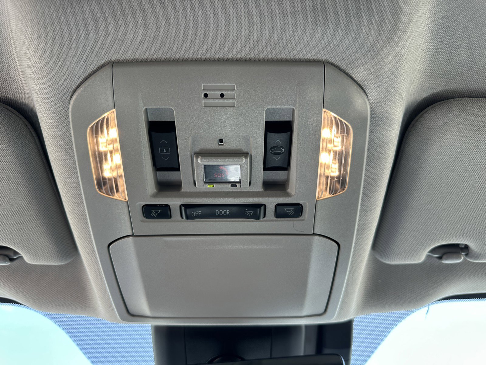 2023 Toyota Highlander Platinum photo 23