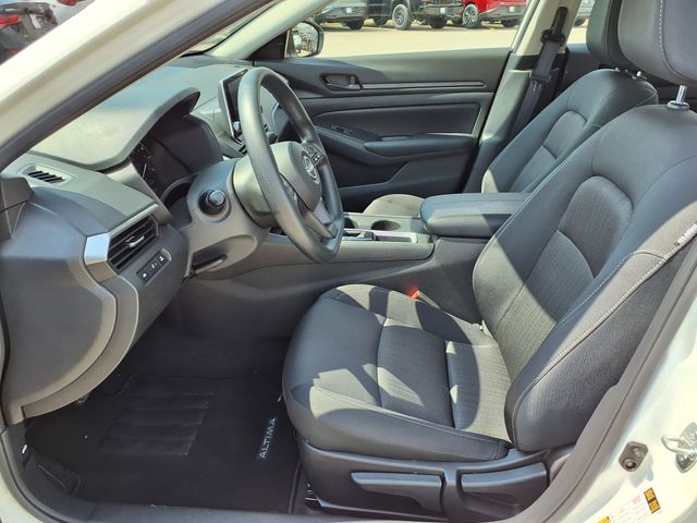 2025 Nissan Altima 2.5 S photo 3