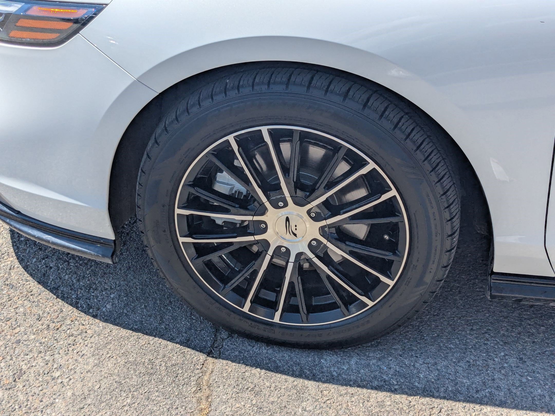2024 Honda Accord Hybrid Touring photo 10