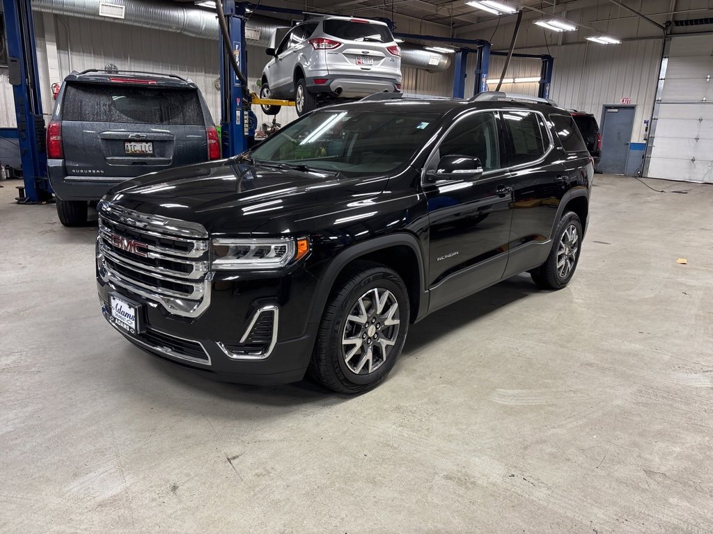 2022 GMC Acadia SLE's photo