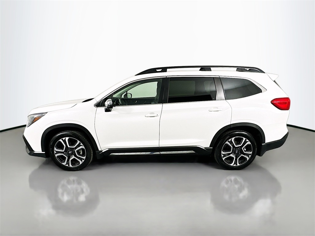 2023 Subaru Ascent Limited photo 4