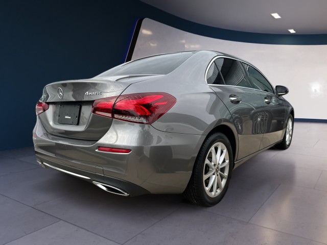 2021 Mercedes Benz A 220 4MATIC photo 5
