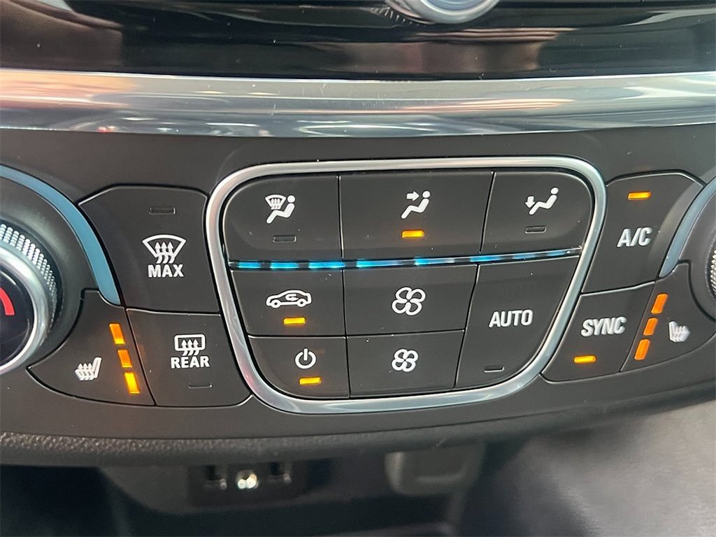 2019 Chevrolet Traverse Leather photo 16
