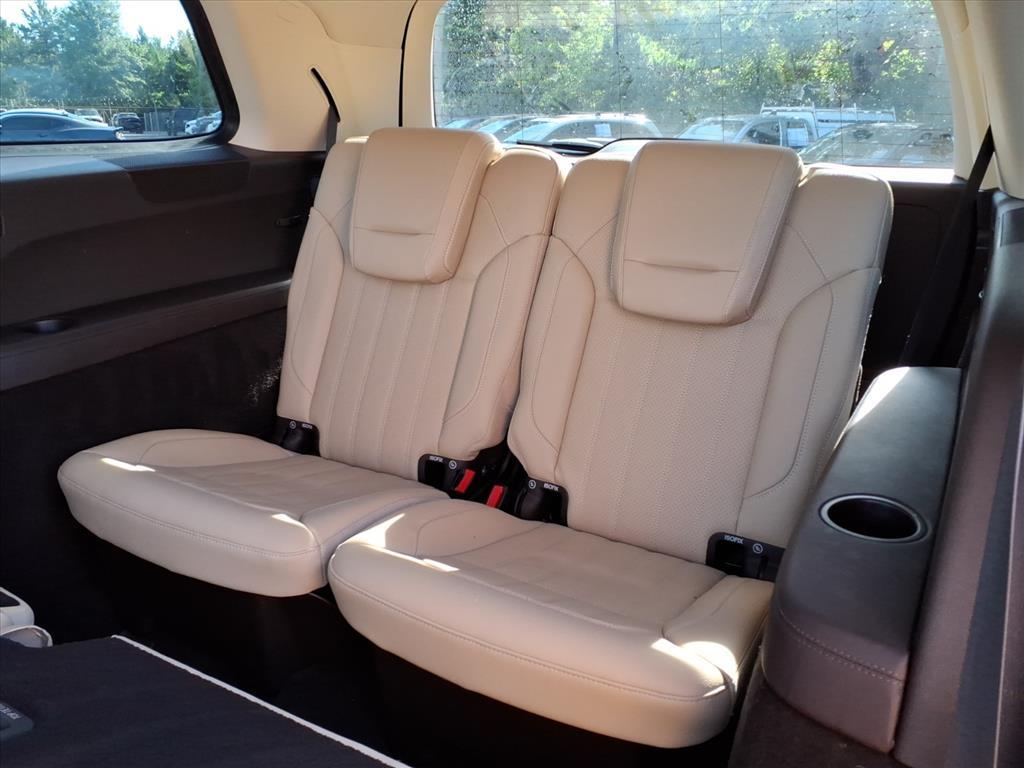 2017 Mercedes Benz GLS 450 4MATIC photo 27