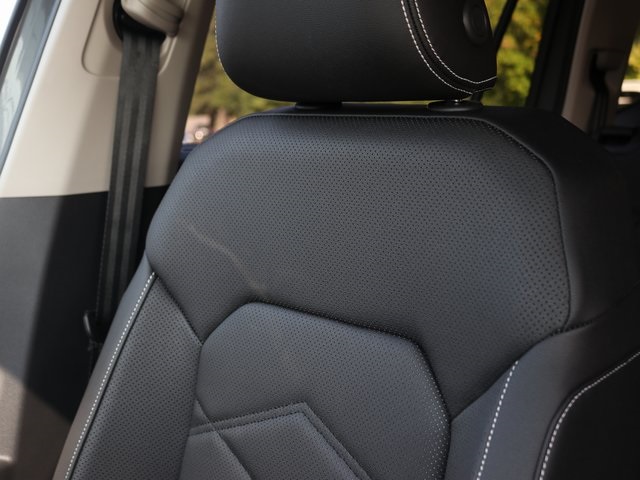 2026 Volkswagen Atlas SE Technology photo 7