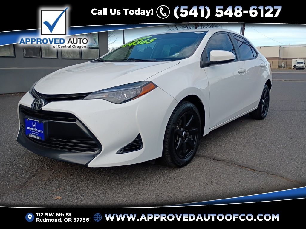 2017 Toyota Corolla LE's photo