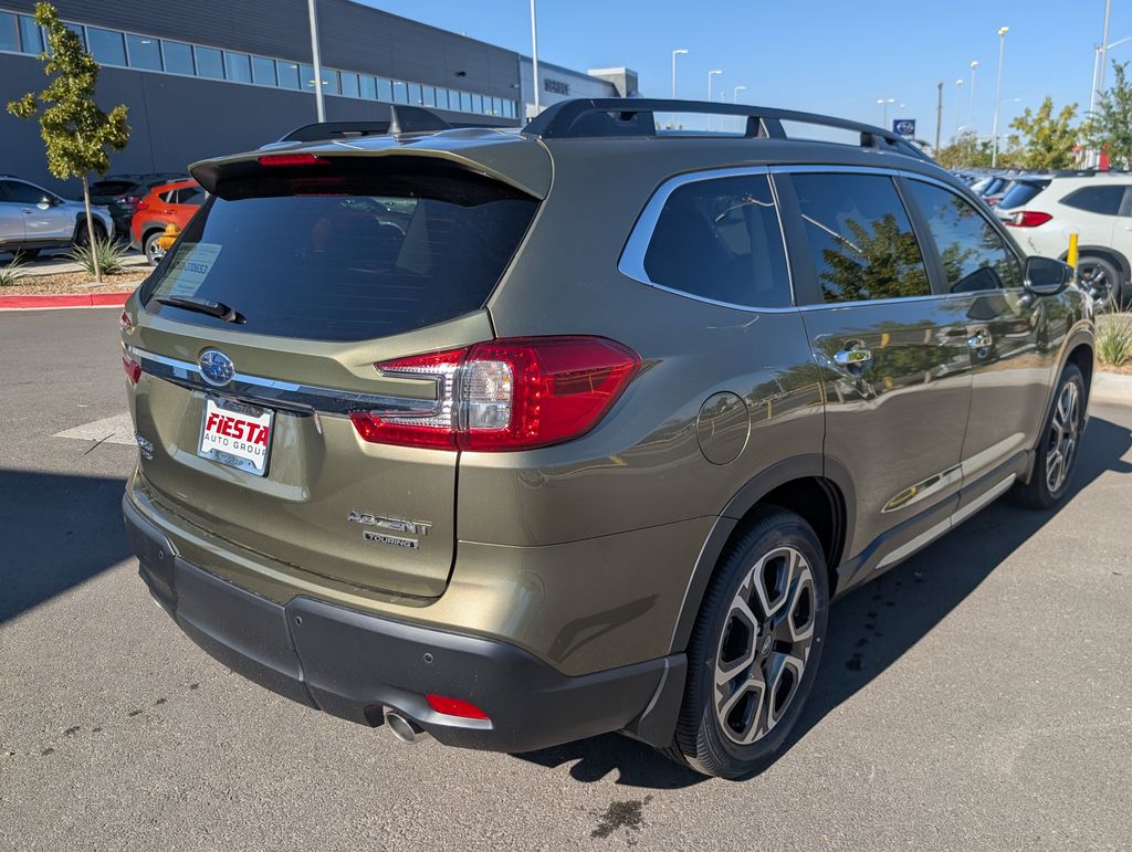 2025 Subaru Ascent Touring photo 4