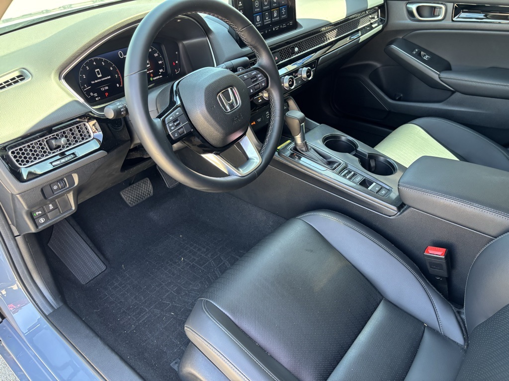 2024 Honda Civic Touring photo 10