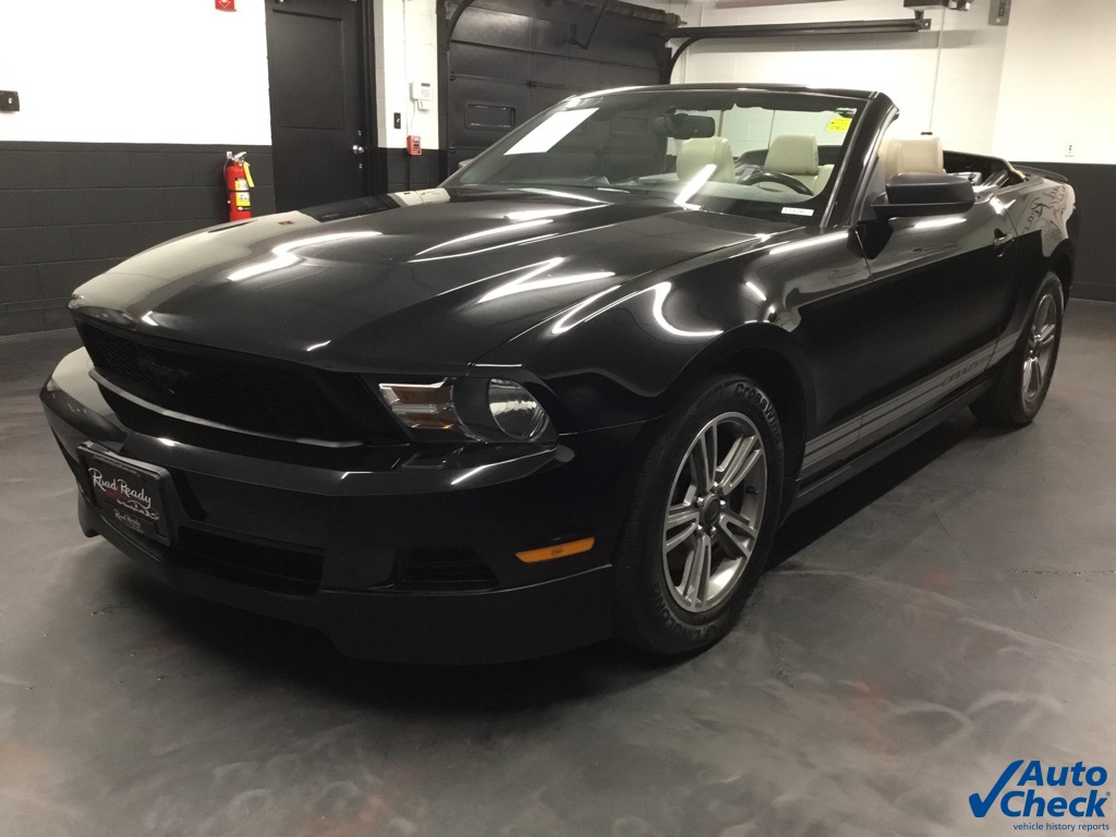 2012 Ford Mustang V6 Premium photo 4