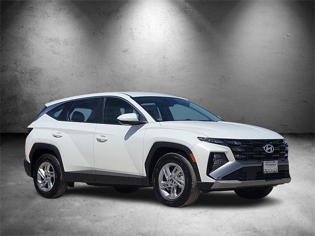 2025 Hyundai Tucson SE photo 2