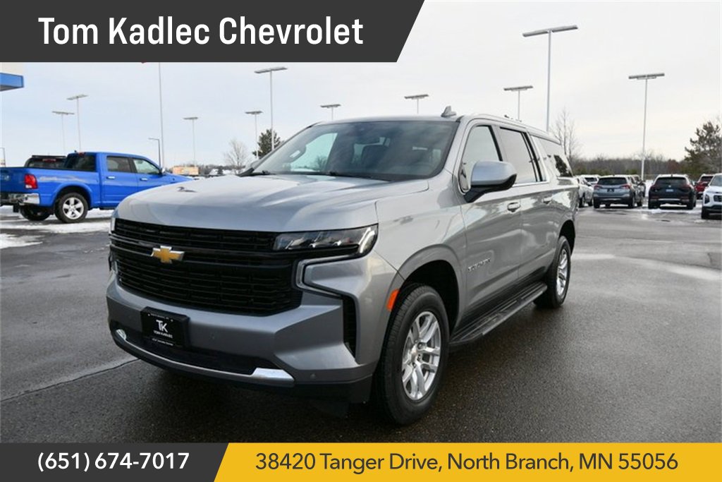 2024 Chevrolet Suburban LT's photo