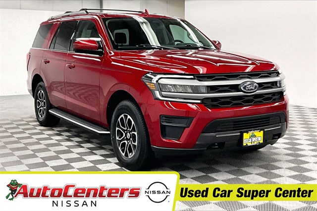 2022 Ford Expedition XLT's photo