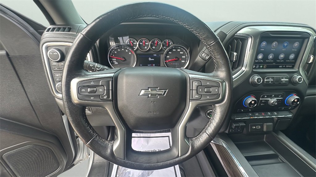 2021 Chevrolet Silverado RST photo 9