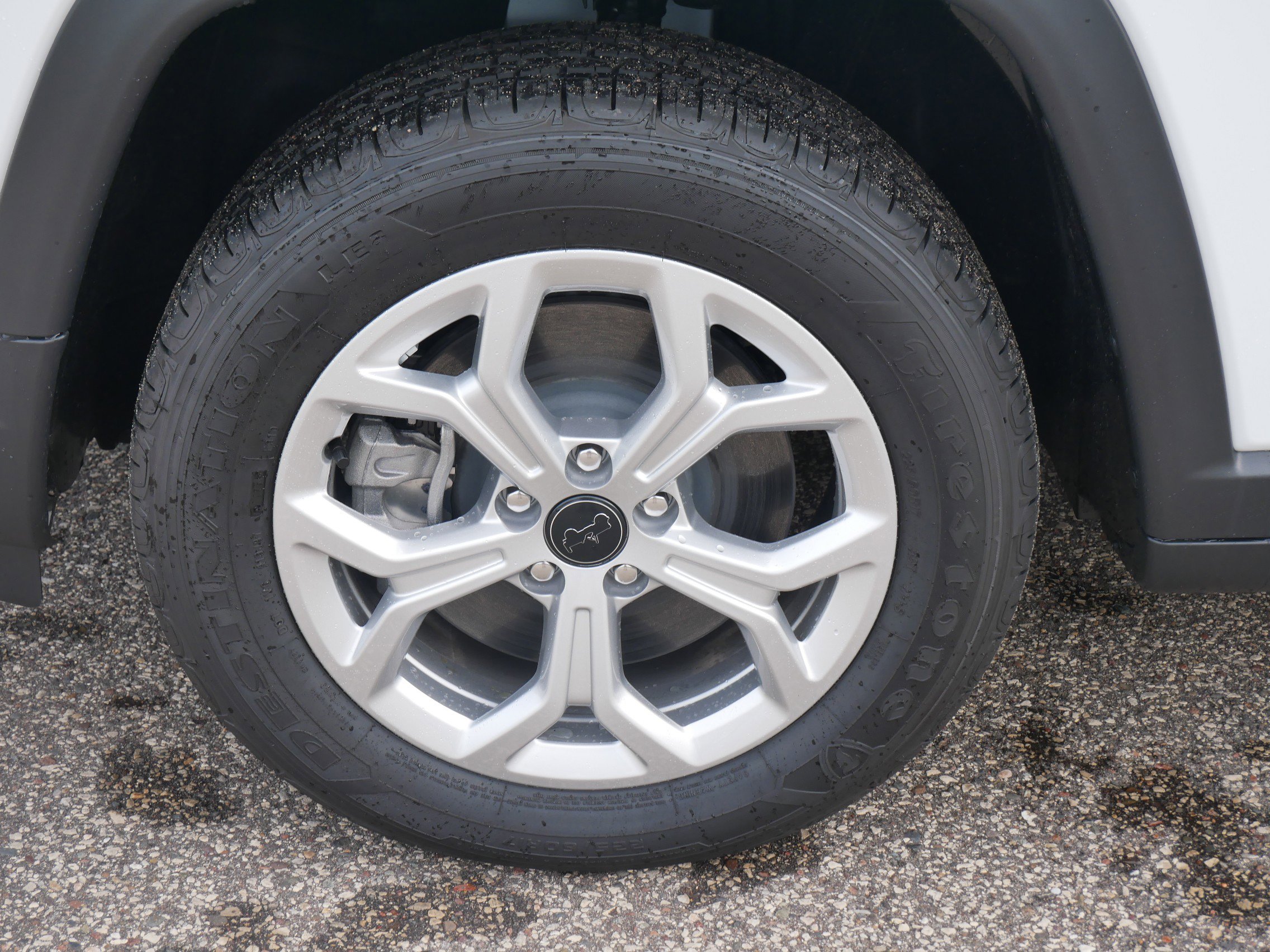 2025 Jeep Compass Latitude photo 4