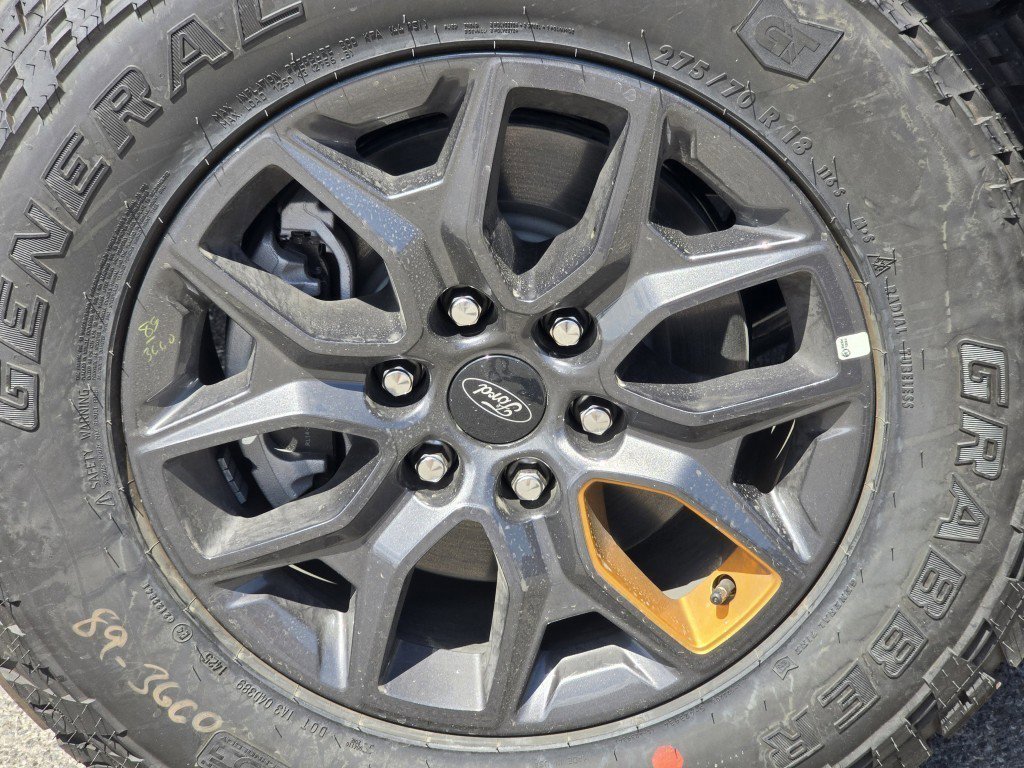 2025 Ford Expedition photo 17