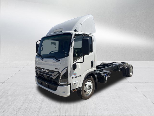 Pre-Owned 2025 ISUZ NRR NA's photo