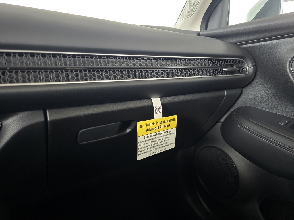 2026 Honda HR-V EX-L photo 32