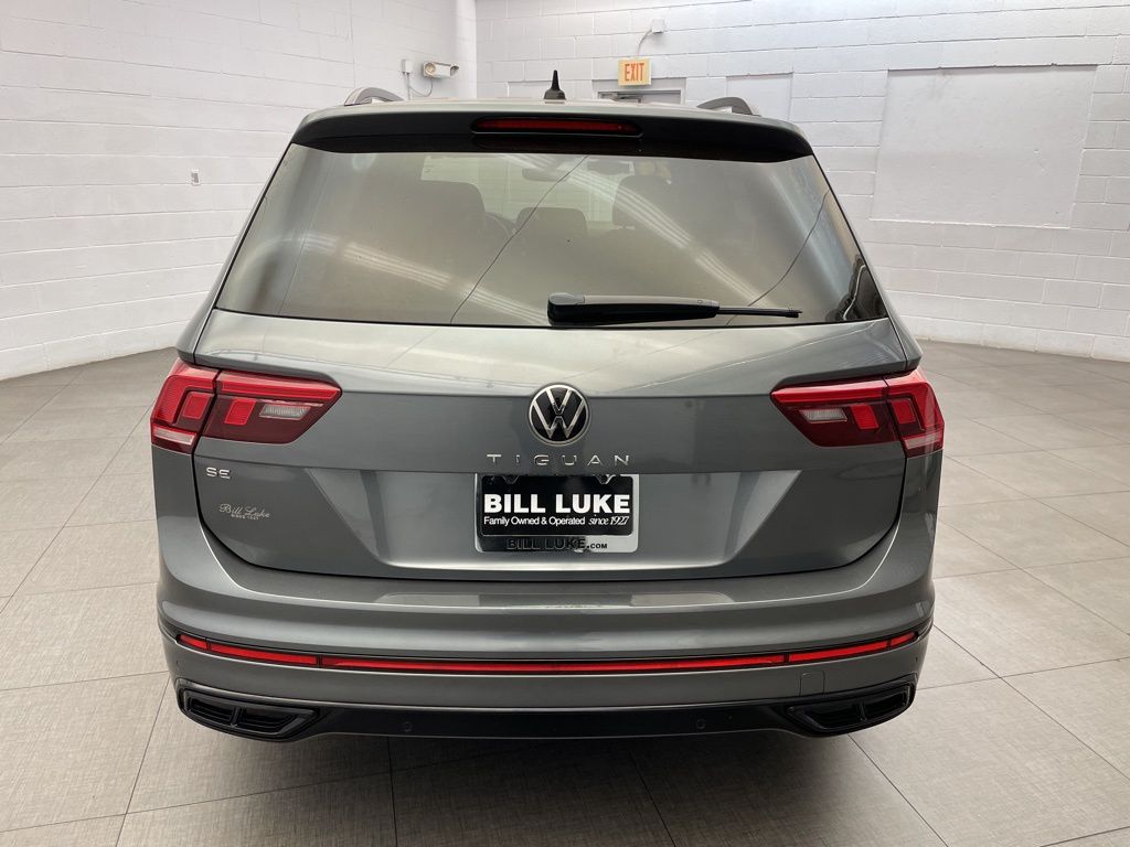 2024 Volkswagen Tiguan SE R-Line Black photo 4