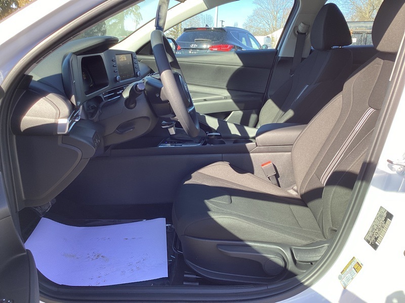 2025 Hyundai Elantra Hybrid Blue photo 23