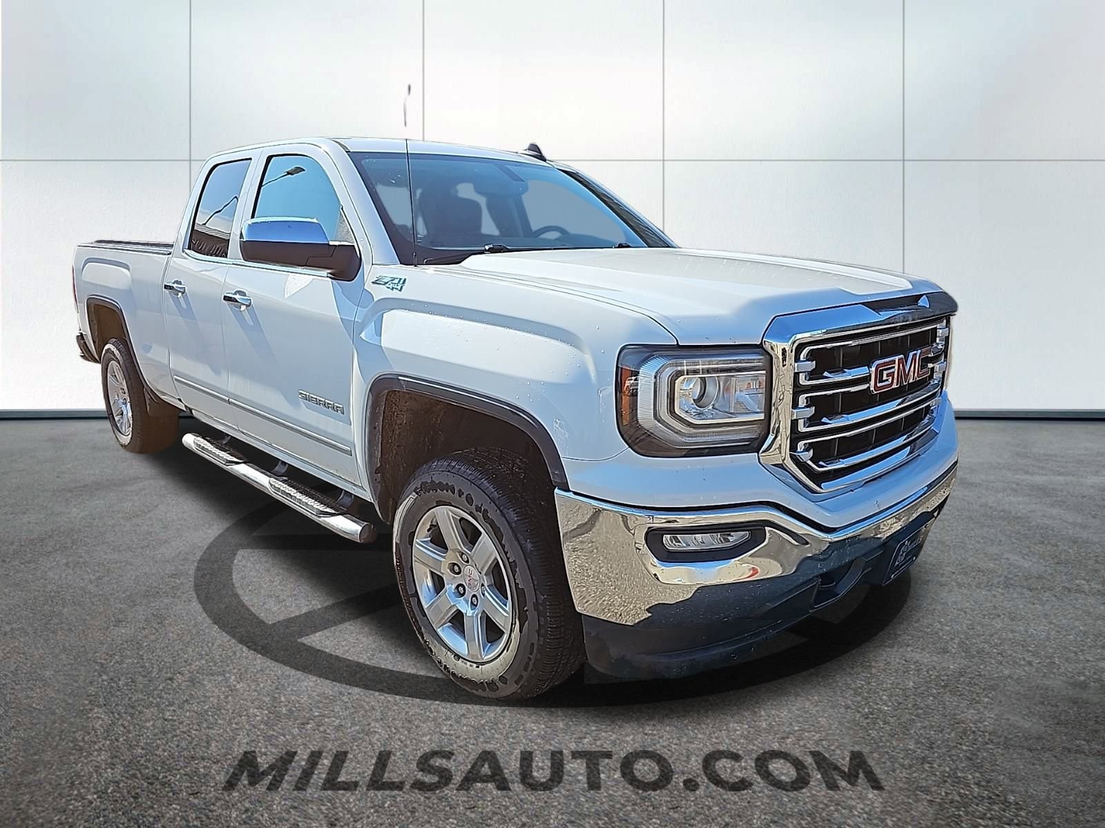 2018 Gmc Sierra 1500 SLT photo 3