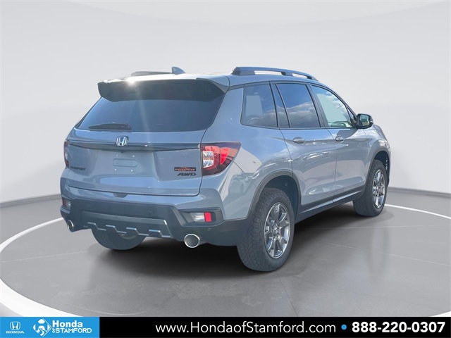 2025 Honda Passport TrailSport photo 2