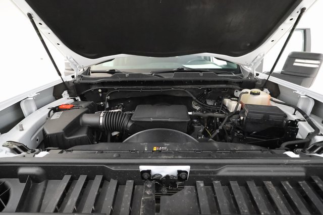 2021 Chevrolet Silverado 2500HD Custom photo 4