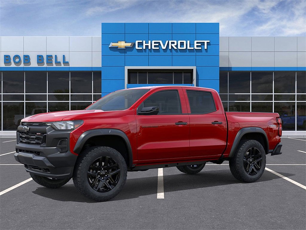 2025 Chevrolet Colorado Trail Boss photo 2