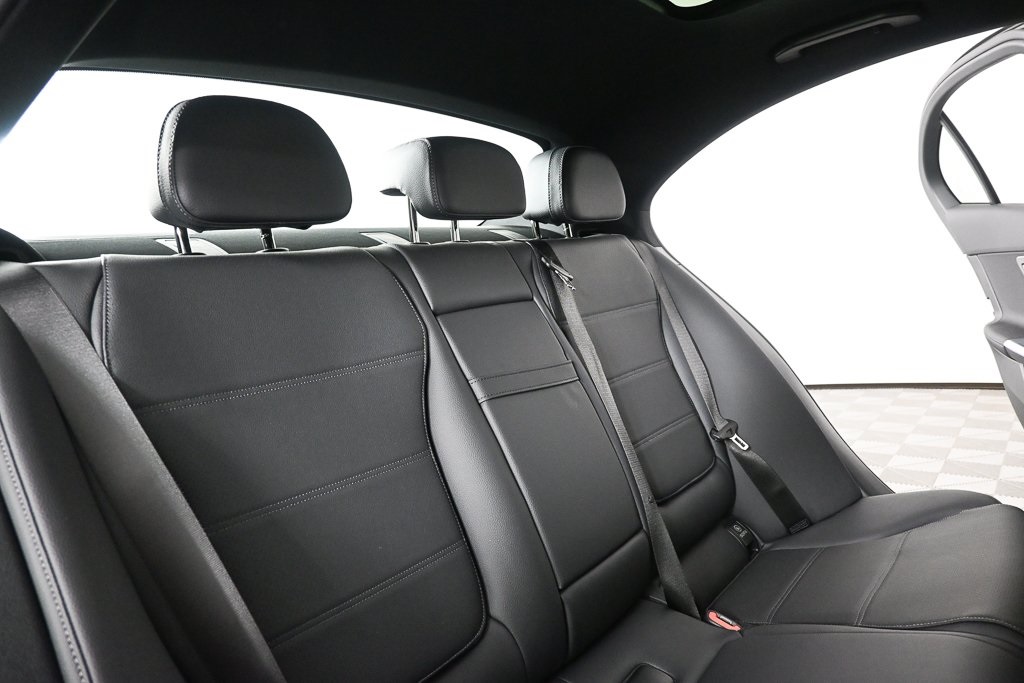 2025 Mercedes Benz C 300 photo 17
