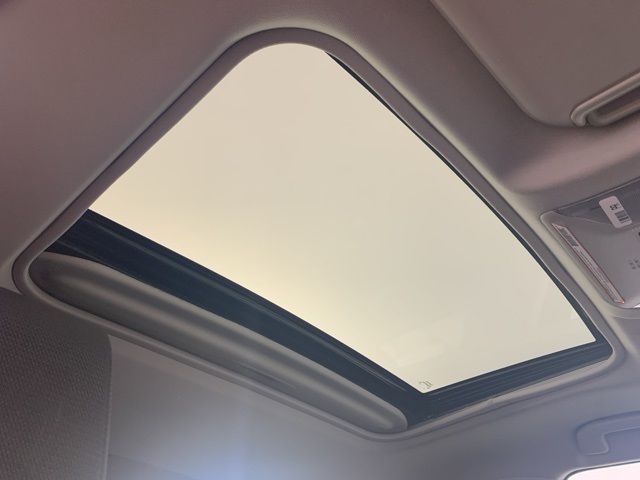 2021 Toyota RAV4 XLE photo 26