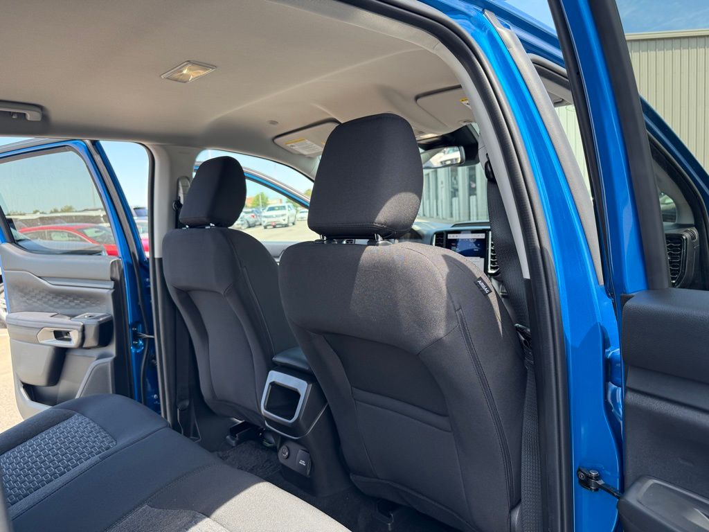2025 Ford Ranger XLT photo 17