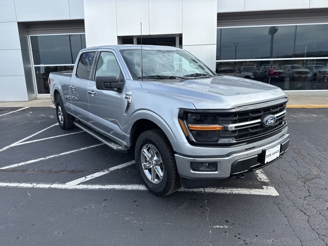 2025 Ford F-150 XLT photo 8