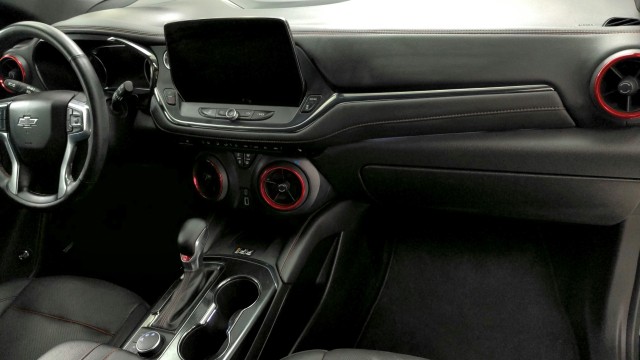 Used 2024 MOSAIC BLACK Chevrolet RS image 21