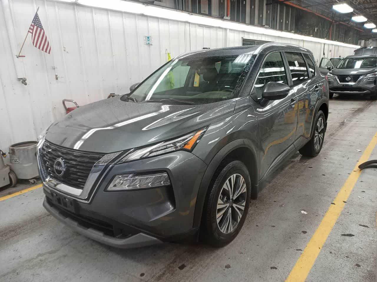 2022 Nissan Rogue SV photo 4