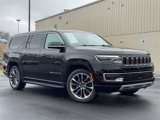 2024 Jeep Wagoneer L Series II's photo