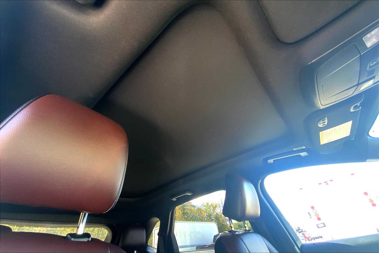 2022 Ford Edge Titanium photo 12
