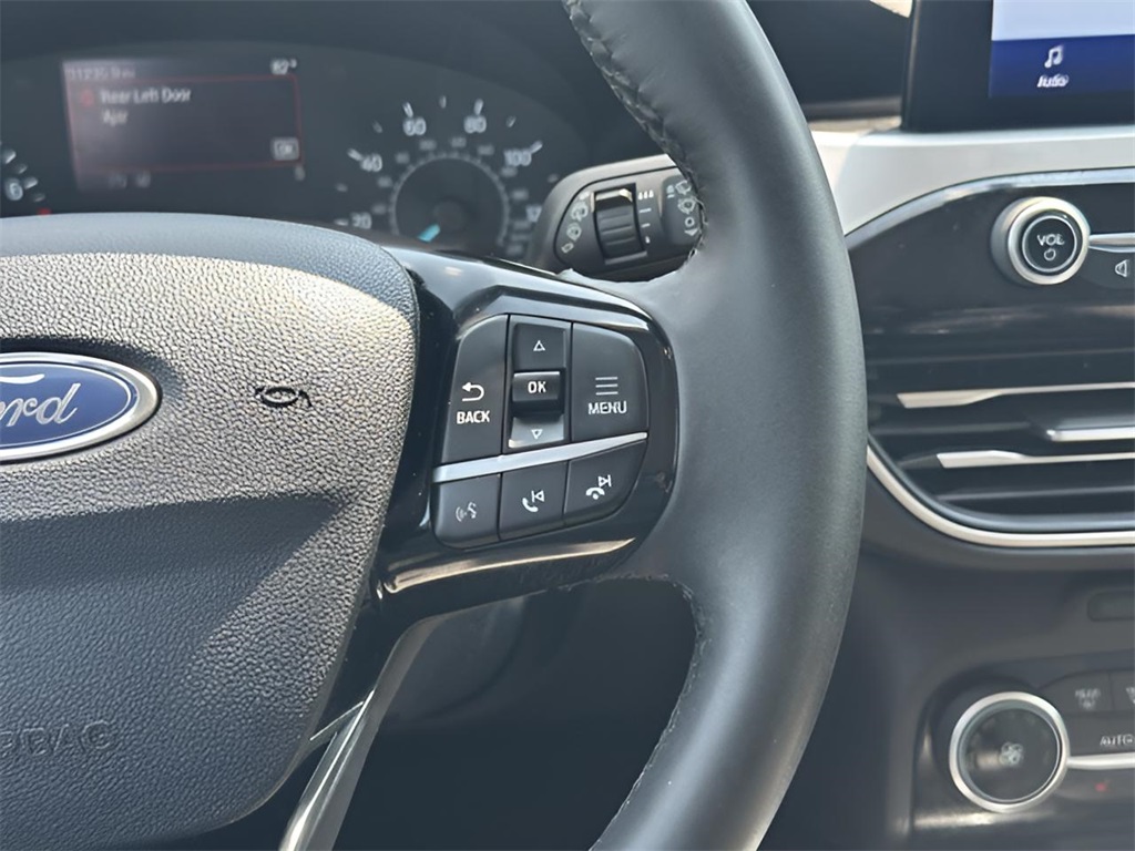 2022 Ford Escape SE photo 7