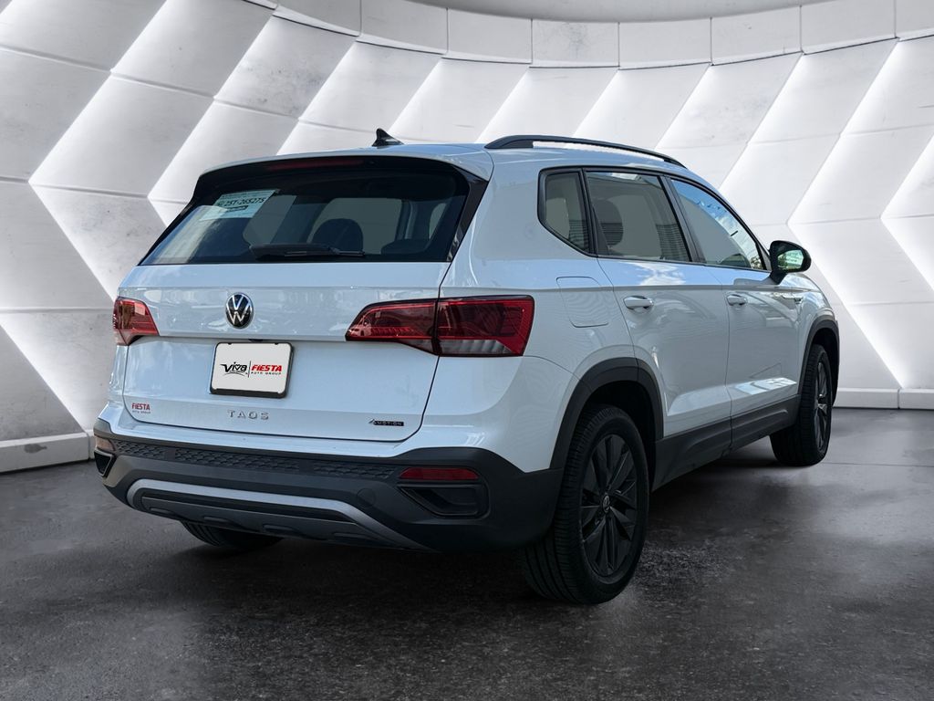 2022 Volkswagen Taos S photo 4