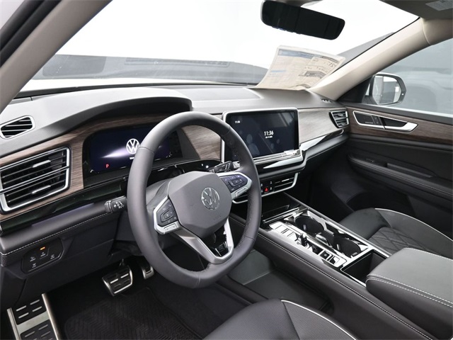 2025 Volkswagen Atlas SEL Premium R-Line photo 30