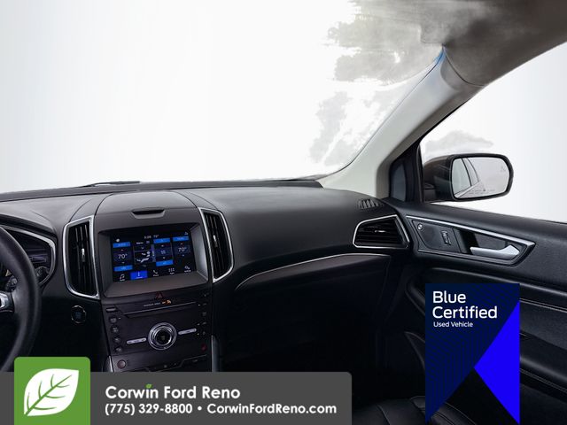 2019 Ford Edge Titanium photo 18