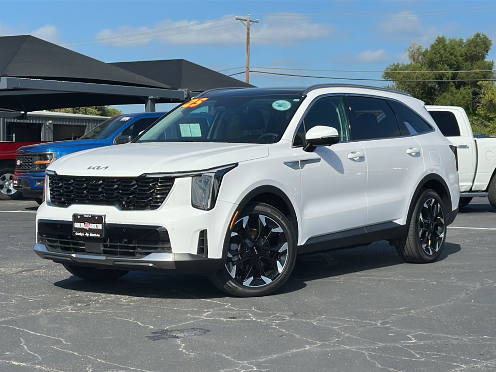 2025 Kia Sorento SX photo 2