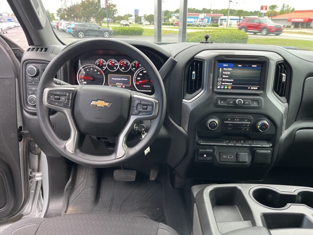 2022 Chevrolet Silverado 2500HD Custom photo 15