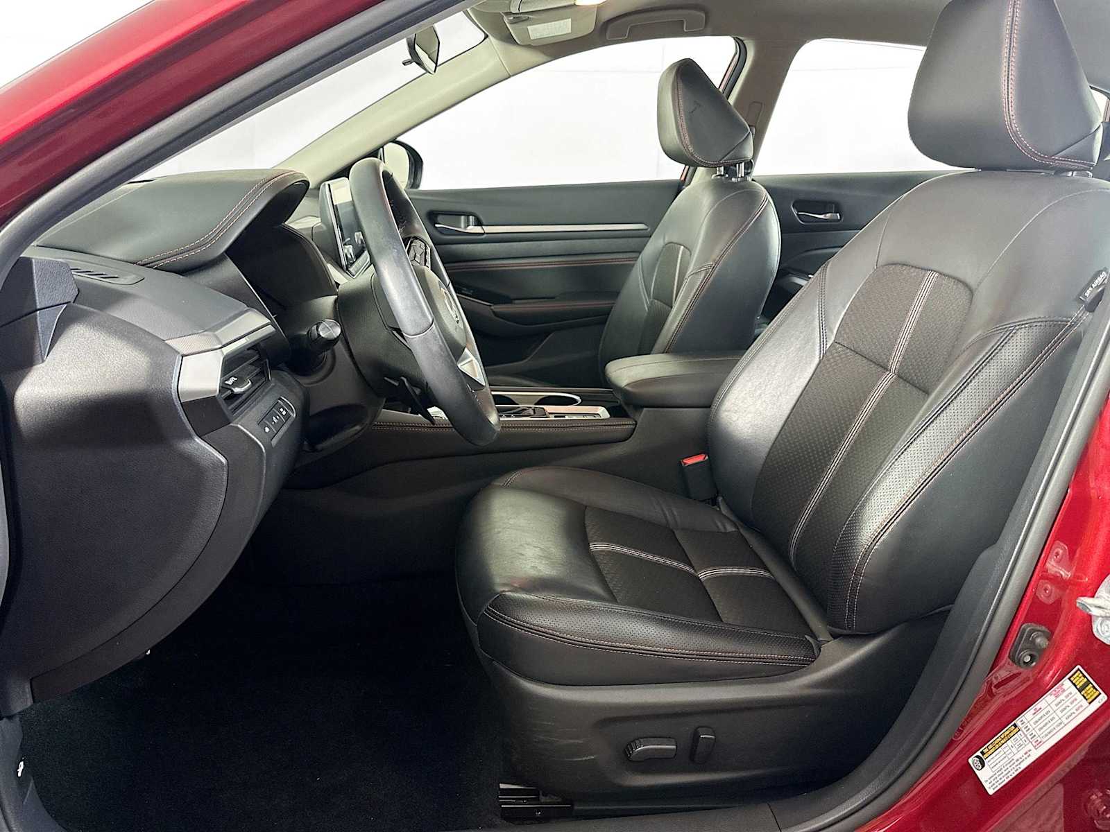 2023 Nissan Altima 2.5 SR photo 19
